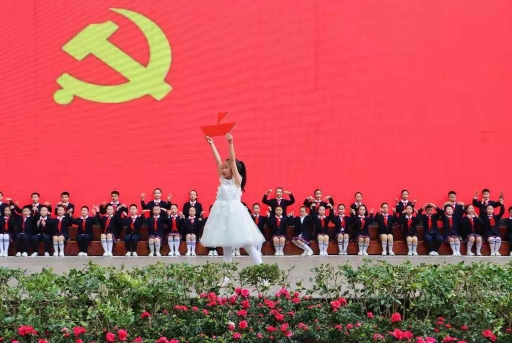 花千骨大结局是什么？(请完整回答)